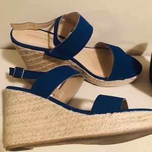 Blue Esmeralda wedge sandles